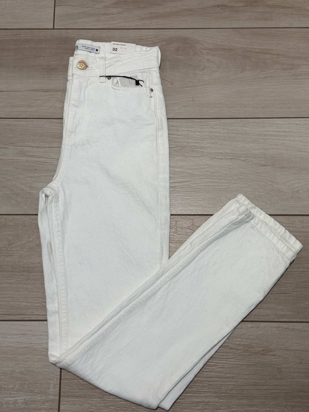 Zara High Rise Straight Leg Jeans White Denim Size 32 (US 0) NWT Classic Ankle